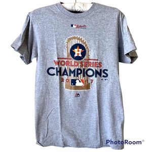 Houston Astros World Series Champions 2017 Tshirt Trophy MLB Size Small